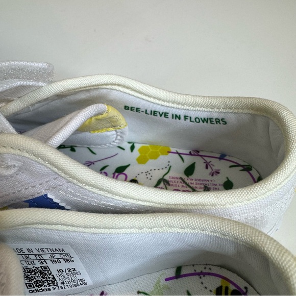 adidas Originals Nizza "Ftwr White/Yellow/Off White" Girls' Shoe size 13k - Picture 4 of 12